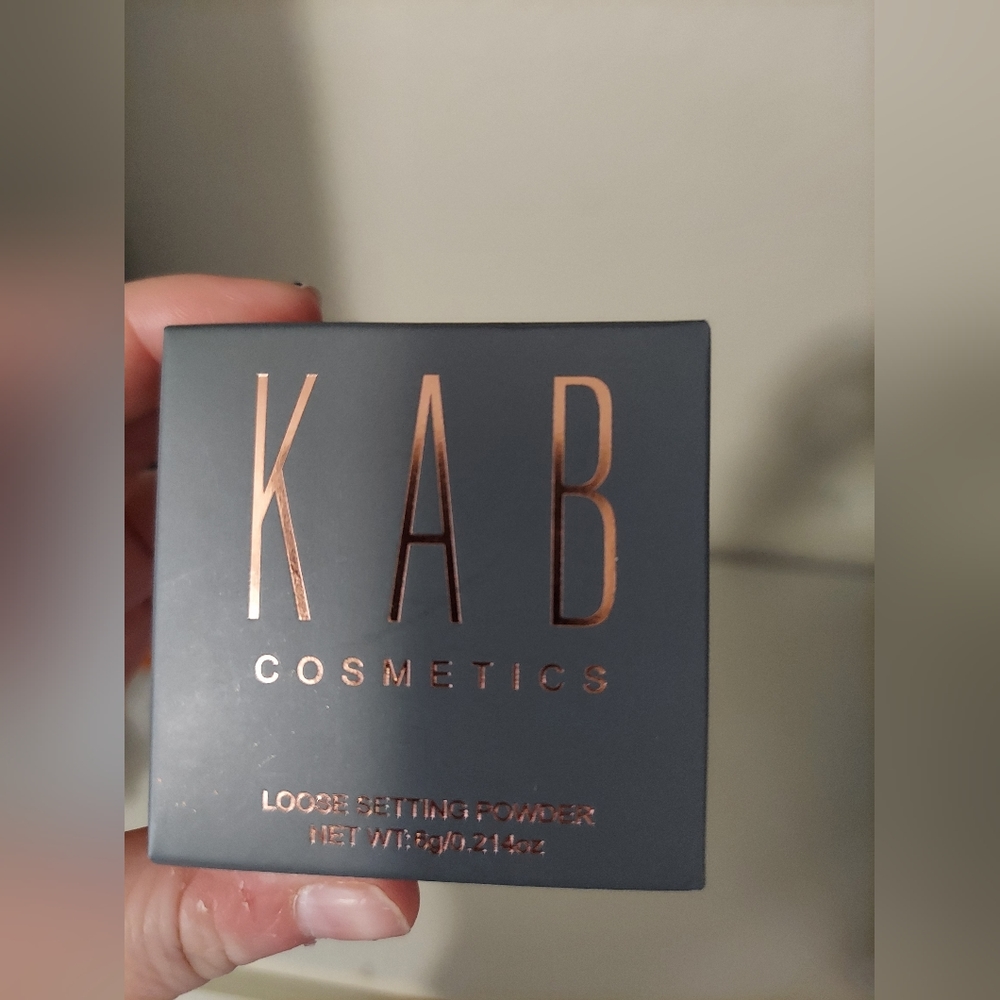 KAB Setting Powder - Picture 1 of 3